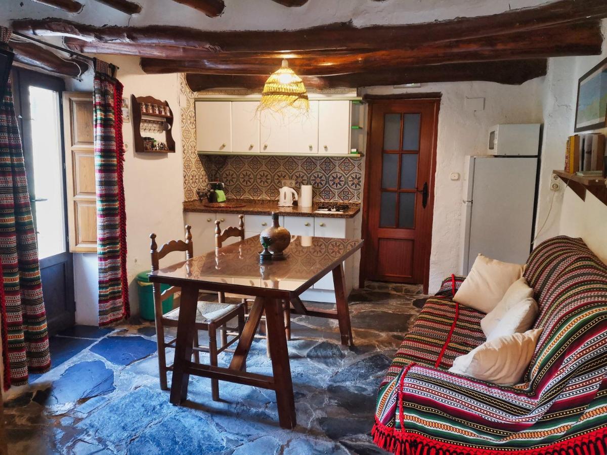 Trevélez La Casa De La Bombilla Verde מראה חיצוני תמונה